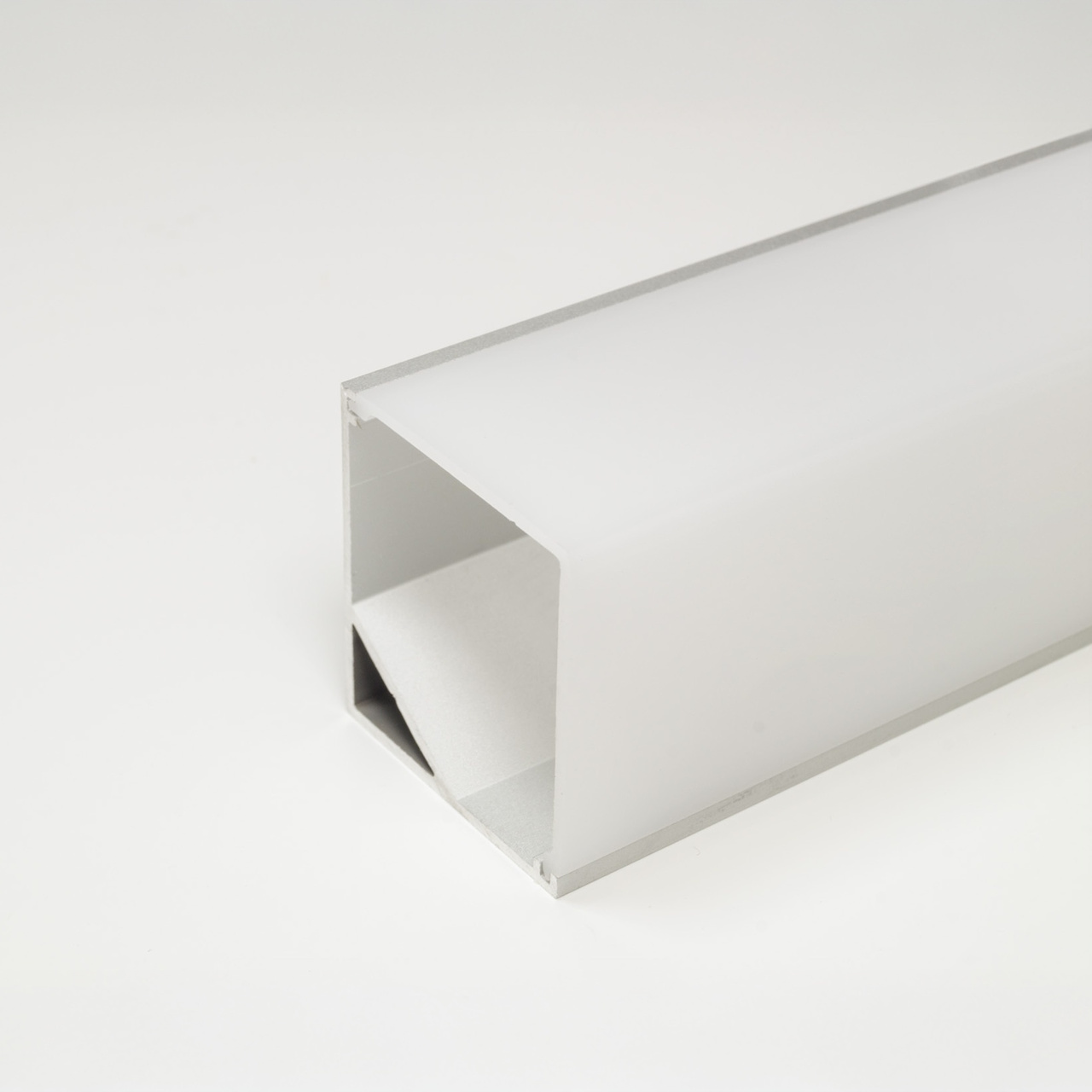 LED PROFIL MEC QUATTRO (YTMONTERING) 35X32MM SILVER 2500MM